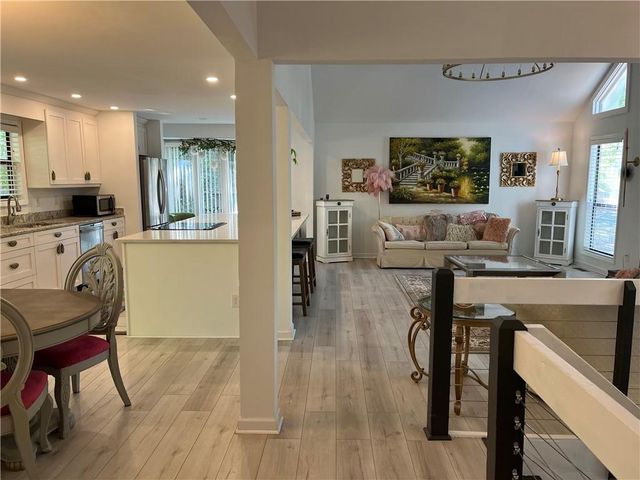 8555 Colony Club Drive, Alpharetta, GA 30022