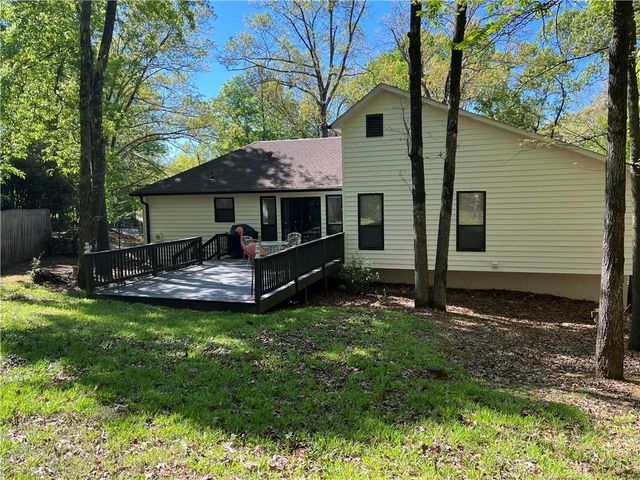 8555 Colony Club Drive, Alpharetta, GA 30022