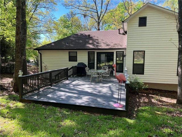 8555 Colony Club Drive, Alpharetta, GA 30022