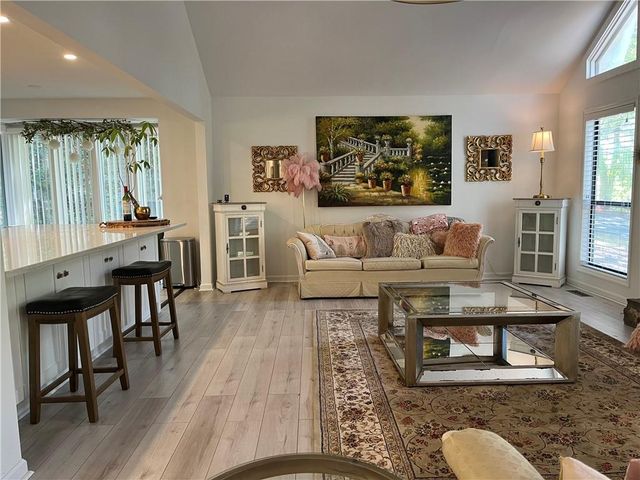 8555 Colony Club Drive, Alpharetta, GA 30022