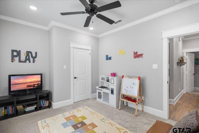 1627 Orchard Ln, Hideaway, TX 75771