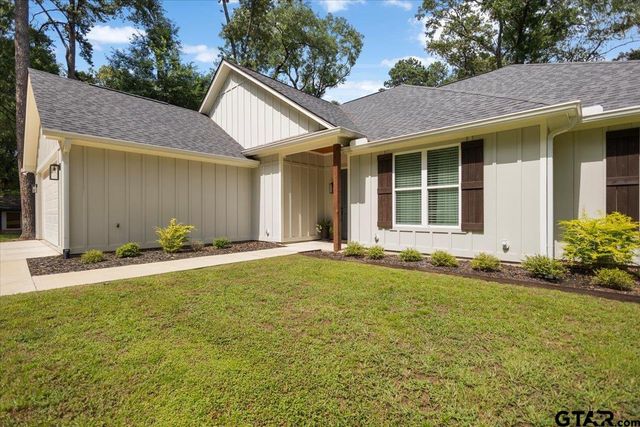 1627 Orchard Ln, Hideaway, TX 75771