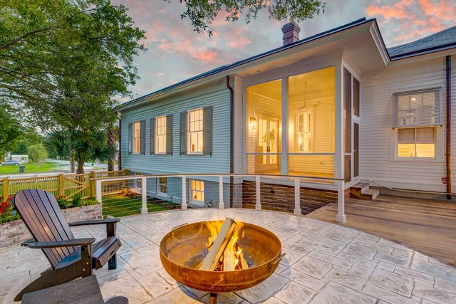 1714 Middle Street, Sullivans Island, SC 29482