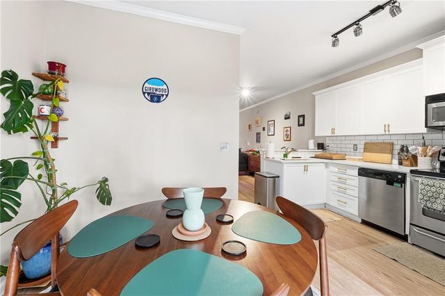 1149 Liberty Parkway NW, Atlanta, GA 30318