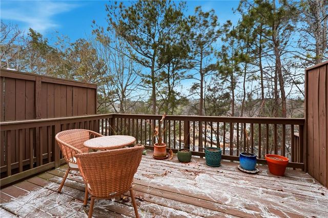 1149 Liberty Parkway NW, Atlanta, GA 30318