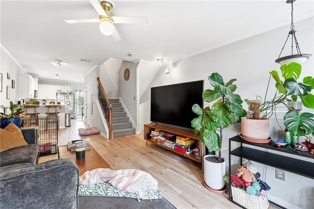 1149 Liberty Parkway NW, Atlanta, GA 30318