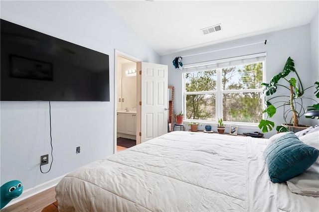 1149 Liberty Parkway NW, Atlanta, GA 30318