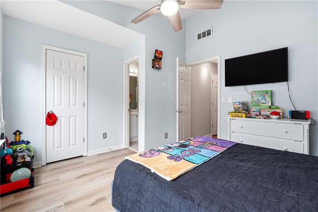 1149 Liberty Parkway NW, Atlanta, GA 30318