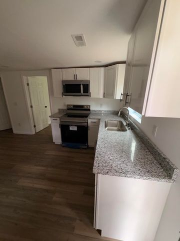 310 Glenn Street, Lafayette, GA 30728