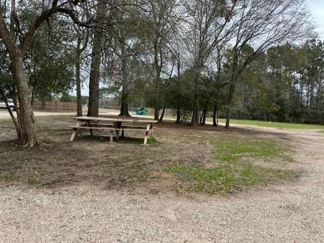 16881 Interstate 45 North N, Willis, TX 77318