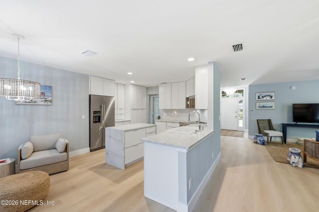 1212 RIP TIDE Boulevard, Jacksonville Beach, FL 32250