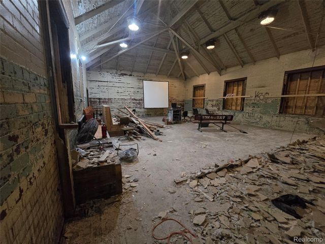 5658 Braden Street, Detroit, MI 48210