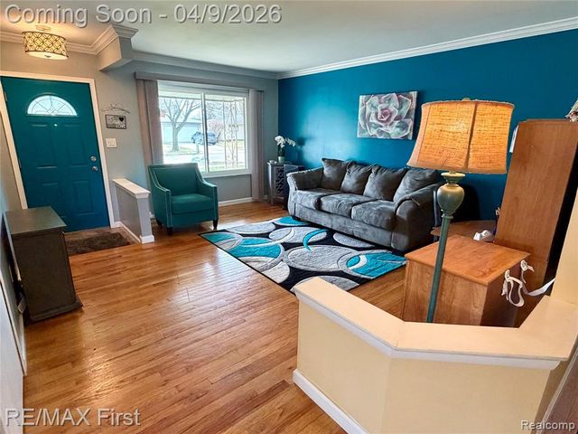 39641 Edgemont Drive, Sterling Heights, MI 48310