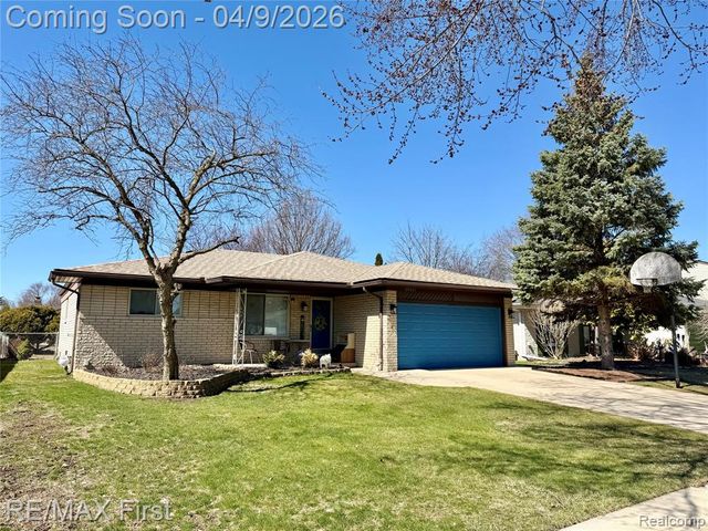 39641 Edgemont Drive, Sterling Heights, MI 48310