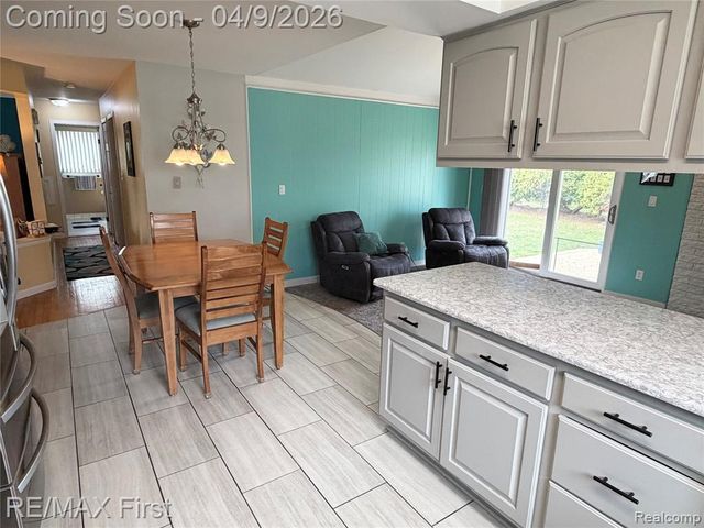 39641 Edgemont Drive, Sterling Heights, MI 48310
