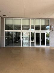 10201 NW 58th St, Doral, FL 33178