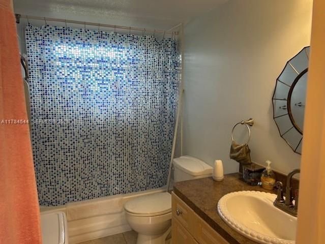 9350 Sunrise Lakes Boulevard 109, Sunrise, FL 33322
