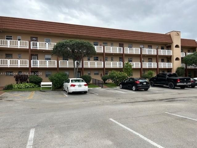 9350 Sunrise Lakes Boulevard 109, Sunrise, FL 33322
