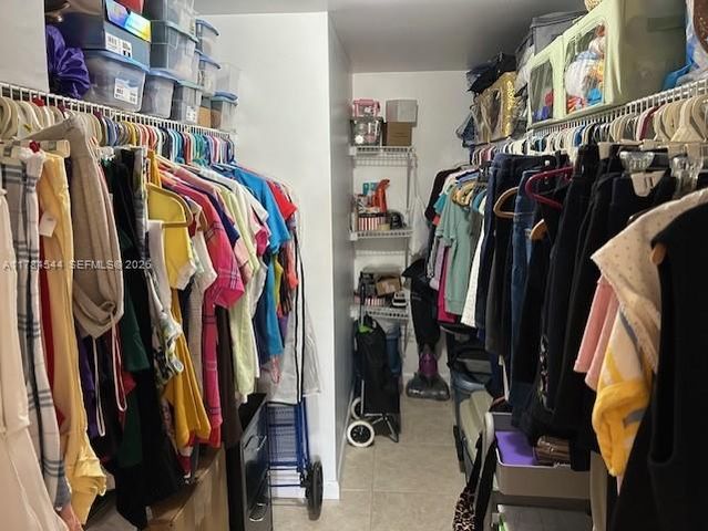 9350 Sunrise Lakes Boulevard 109, Sunrise, FL 33322