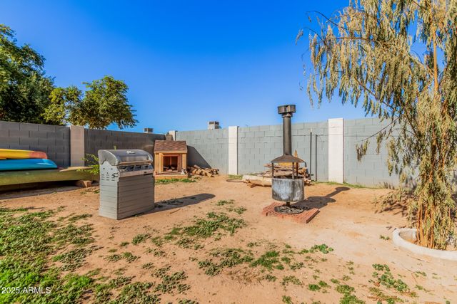 2016 W WINDROSE Drive, Phoenix, AZ 85029