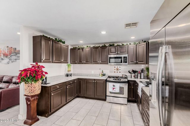 2016 W WINDROSE Drive, Phoenix, AZ 85029