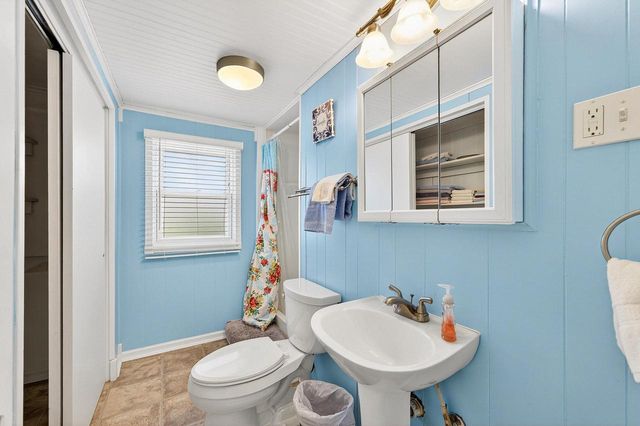 N1669 Linn ROAD, Lake Geneva, WI 53147