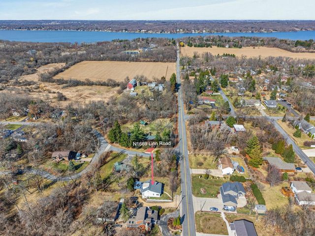 N1669 Linn ROAD, Lake Geneva, WI 53147