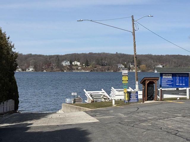 N1669 Linn ROAD, Lake Geneva, WI 53147