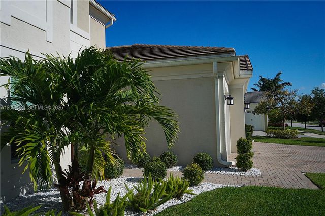 5850 Whippoorwill Circle, Westlake, FL 33470
