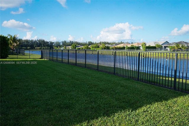 5850 Whippoorwill Circle, Westlake, FL 33470