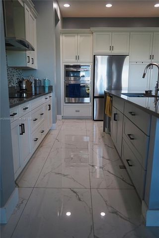 5850 Whippoorwill Circle, Westlake, FL 33470