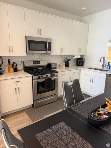 11231 S FREESTONE RD RD, South Jordan, UT 84009