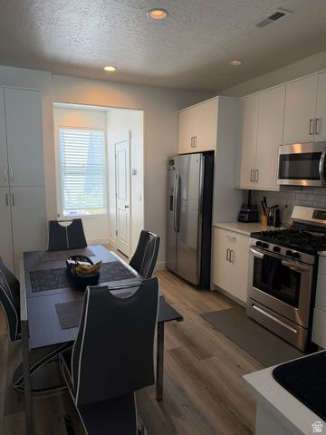 11231 S FREESTONE RD RD, South Jordan, UT 84009