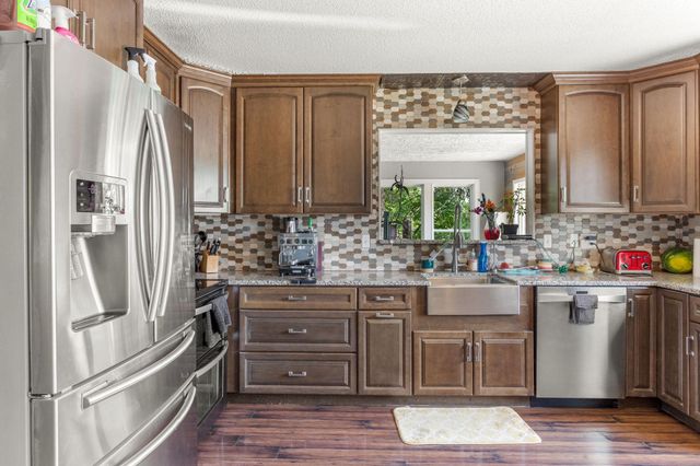 7348 Steepleview Road, Woodbury, MN 55125
