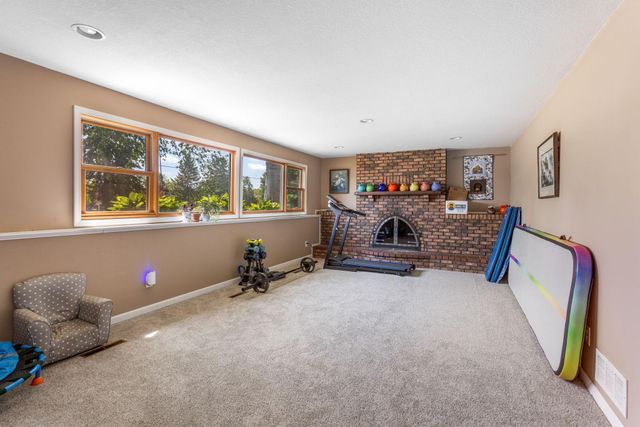 7348 Steepleview Road, Woodbury, MN 55125