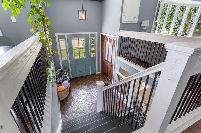 7348 Steepleview Road, Woodbury, MN 55125
