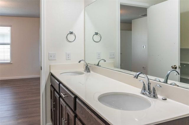 319 Guemal RD, Buda, TX 78610