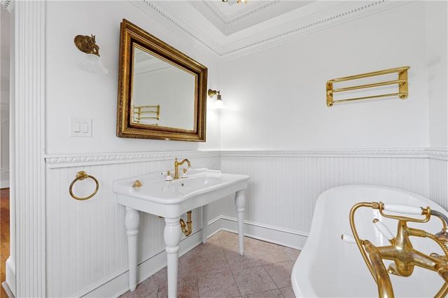 5695 Glen Errol NW Road, Sandy Springs, GA 30327