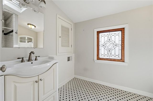 5695 Glen Errol NW Road, Sandy Springs, GA 30327