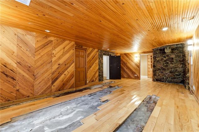 5695 Glen Errol NW Road, Sandy Springs, GA 30327