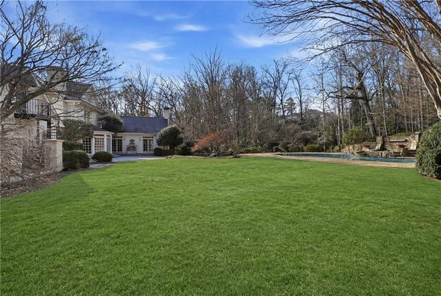 5695 Glen Errol NW Road, Sandy Springs, GA 30327