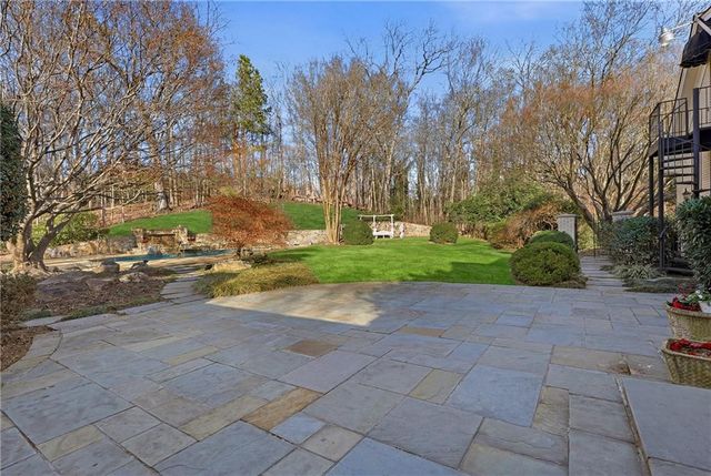 5695 Glen Errol NW Road, Sandy Springs, GA 30327