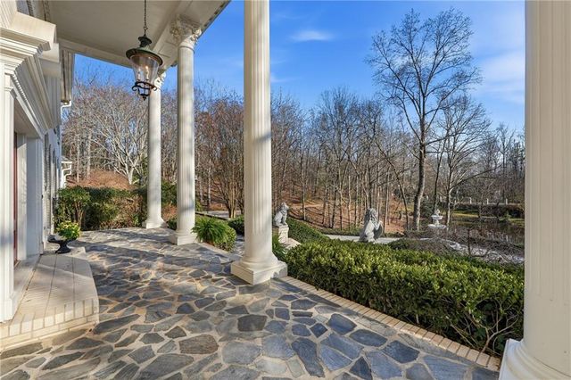 5695 Glen Errol NW Road, Sandy Springs, GA 30327