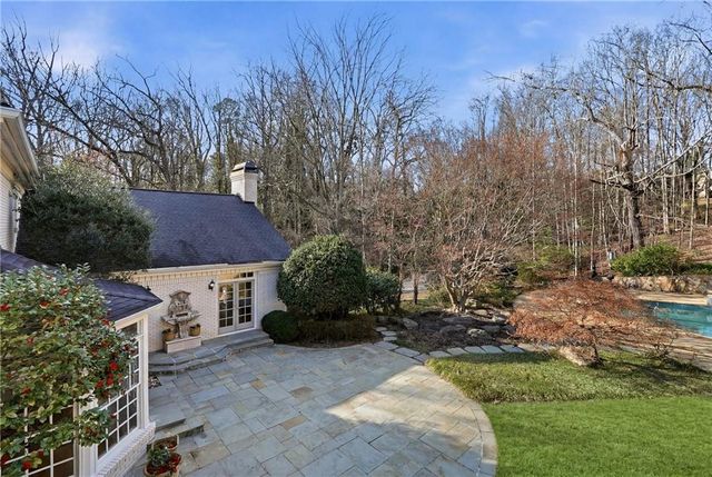 5695 Glen Errol NW Road, Sandy Springs, GA 30327