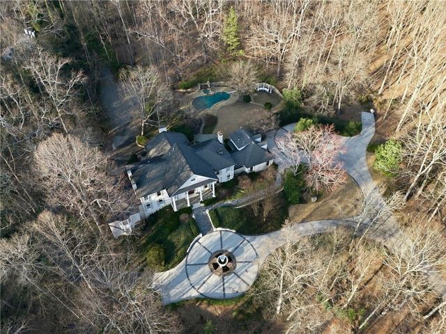 5695 Glen Errol NW Road, Sandy Springs, GA 30327