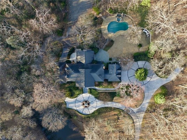 5695 Glen Errol NW Road, Sandy Springs, GA 30327