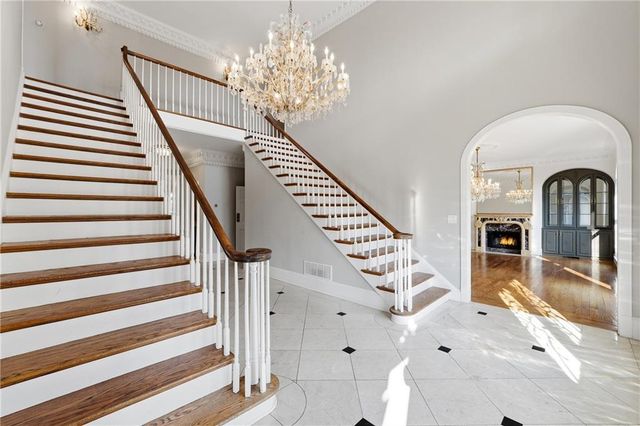 5695 Glen Errol NW Road, Sandy Springs, GA 30327