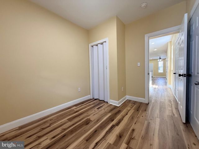 1136 MUHLENBERG ST, Reading, PA 19602