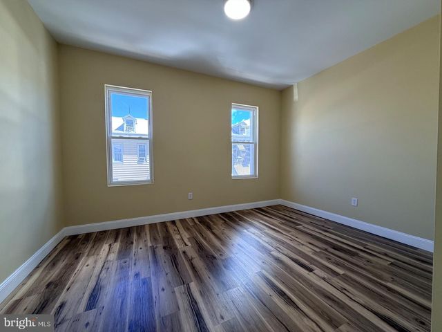1136 MUHLENBERG ST, Reading, PA 19602