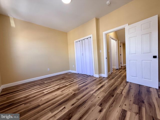 1136 MUHLENBERG ST, Reading, PA 19602